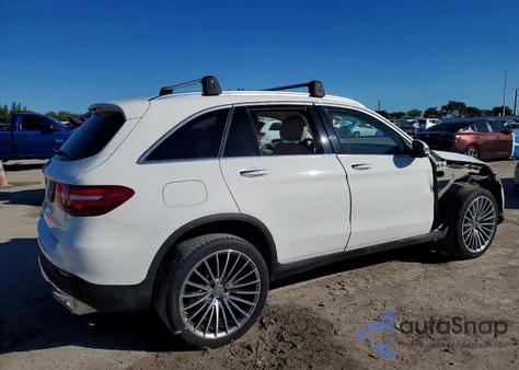 2018 Mercedes-Benz Glc 300 from USA, damaged, VIN WDC0G4JB7JV095514